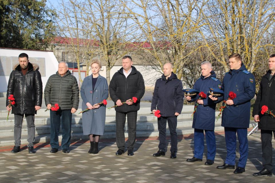 23 ������� ������ ��������� ���� ��������� ��������� � �������� �������� � ������ ����� ������, ���������� ������ ����� � ������ � ������� �����