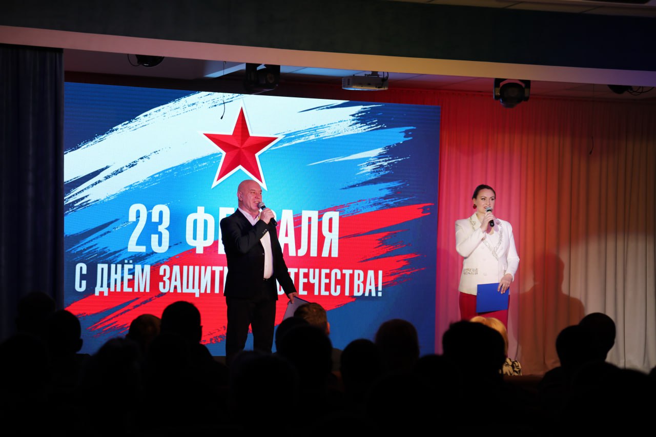 Галина Огнёва: В продолжение праздничных мероприятий, посвященных Дню защитника Отечества, в Партенитском Доме культуры состоялся концерт Галина Огнёва: В продолжение праздничных мероприятий, посвященных Дню защитника Отечества, в Партенитском Доме культуры состоялся концерт