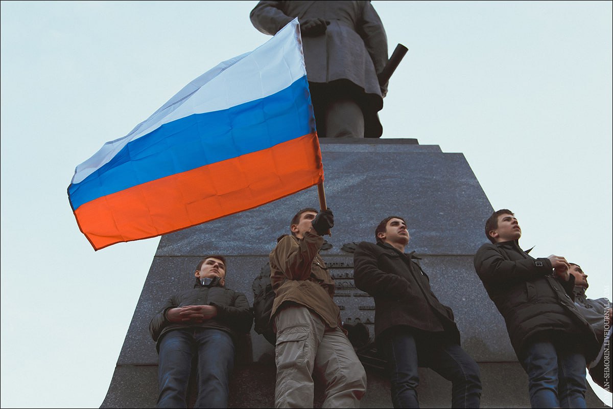 В этот день 12 лет назад в городе-герое Севастополе началась русская ирредента В этот день 12 лет назад в городе-герое Севастополе началась русская ирредента