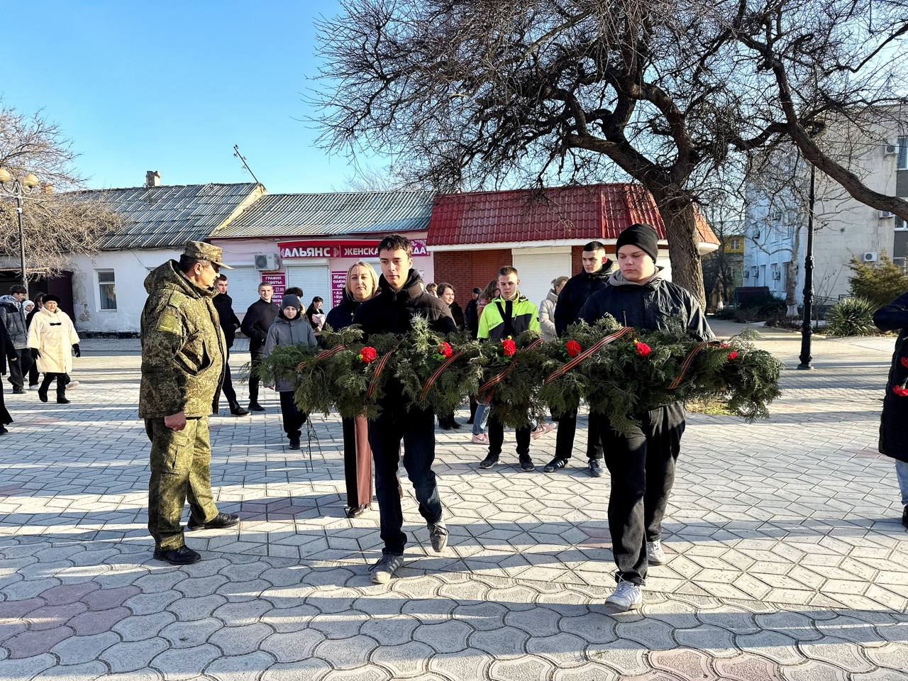 Александр Дудинов: Утро 23 февраля в Черноморском районе началось с минуты тишины Александр Дудинов: Утро 23 февраля в Черноморском районе началось с минуты тишины