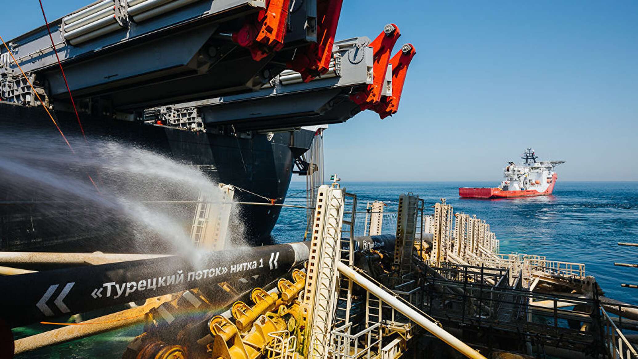 "Турецкий поток" на дне Черного моря снова под угрозой – Путин