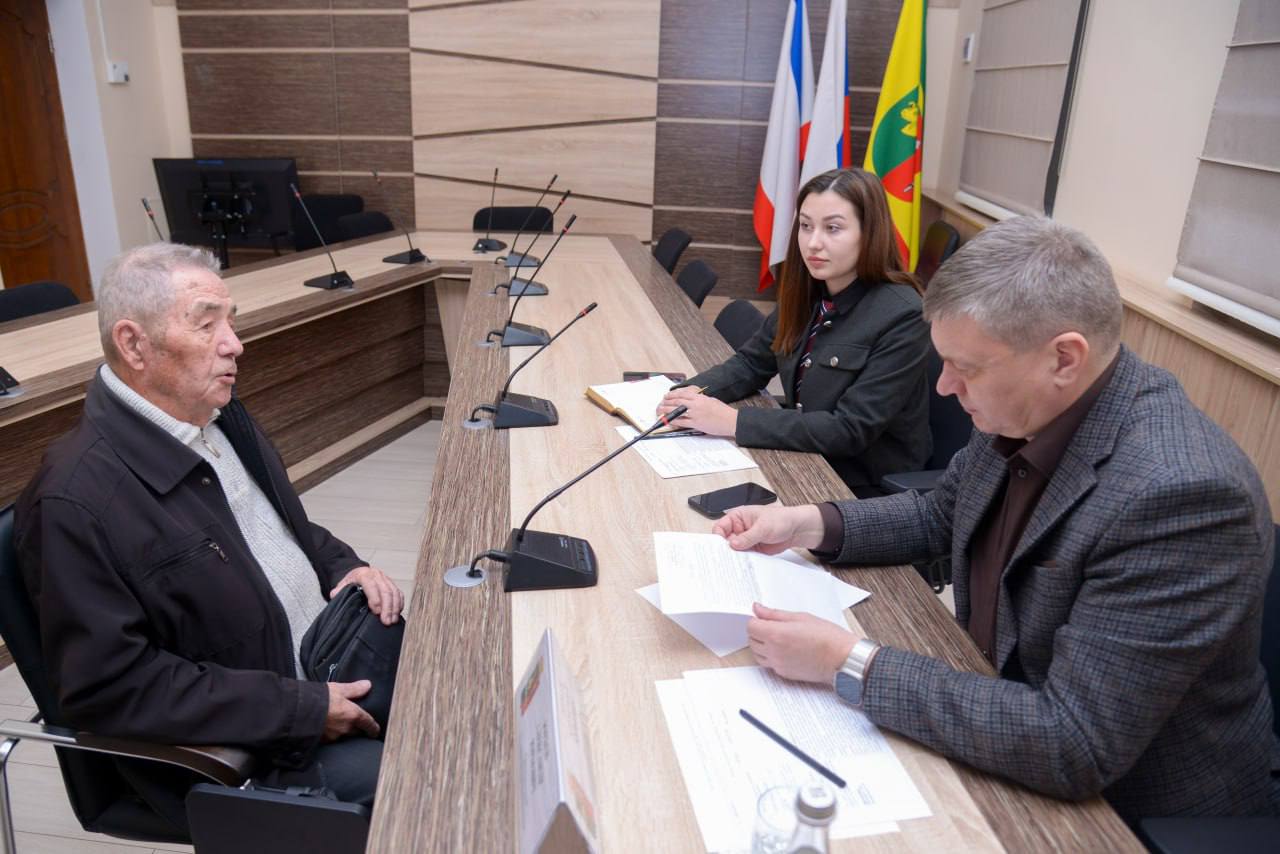 Александр Юрьев: Провёл личный приём граждан Александр Юрьев: Провёл личный приём граждан