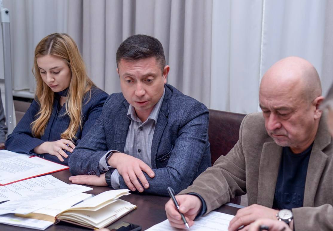 Александр Юрьев: На сегодняшнем аппаратном совещании с участием заместителя Председателя Совета министров РК Михаила Анатольевича Назарова обсудили актуальные вопросы и поставили задачи на текущую неделю Александр Юрьев: На сегодняшнем аппаратном совещании с участием заместителя Председателя Совета министров РК Михаила Анатольевича Назарова обсудили актуальные вопросы и поставили задачи на текущую неделю