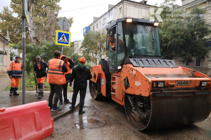 323 километра дорог отремонтируют в Крыму