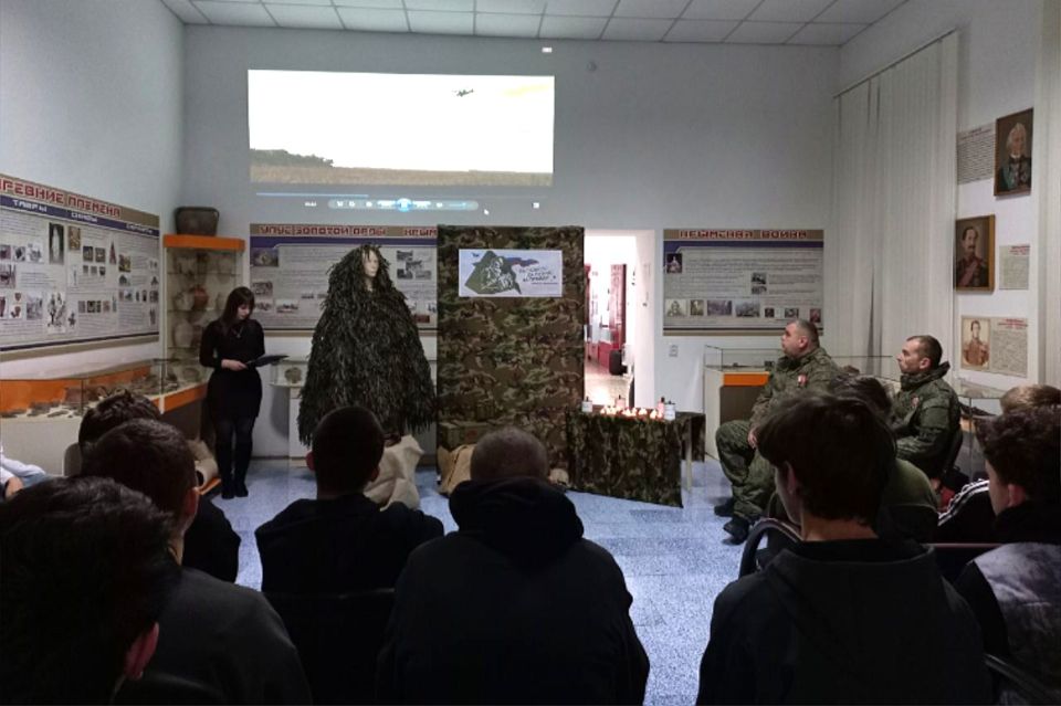 19 ������� � ���� "����������� �������� ��������������������� �����" ������ �����������, ����������� ��� ��������� ���������: ��������� ����������� �����, ����������