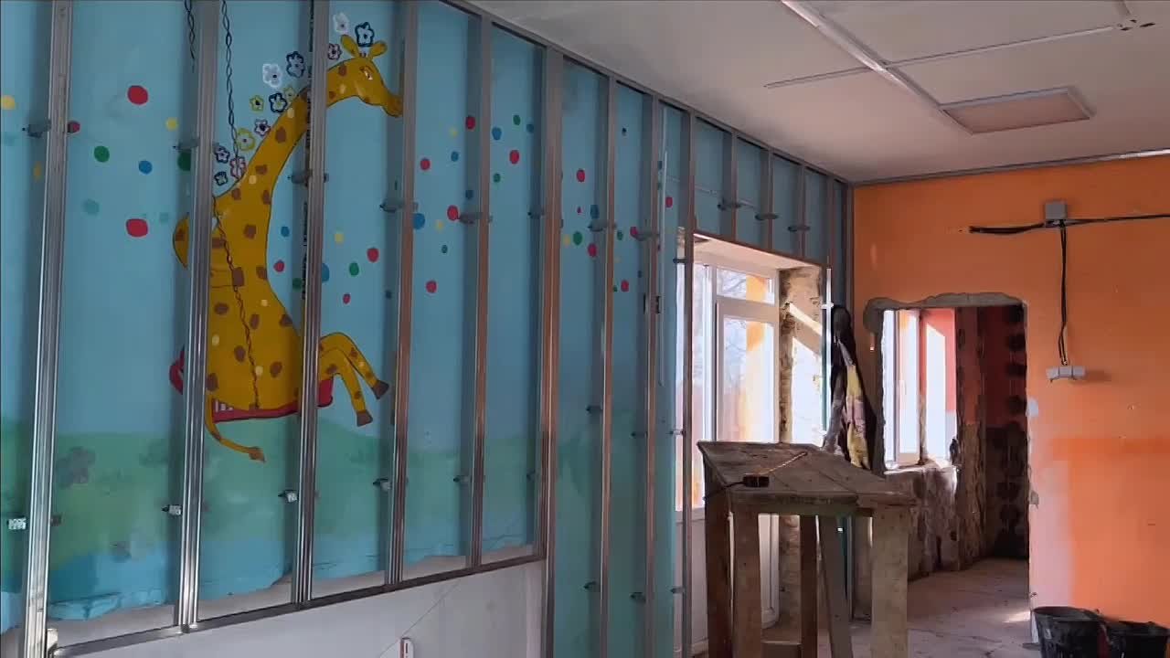 Инна Федоренко: Продолжается капитальный ремонт в нашем Ермаковском детском саду
