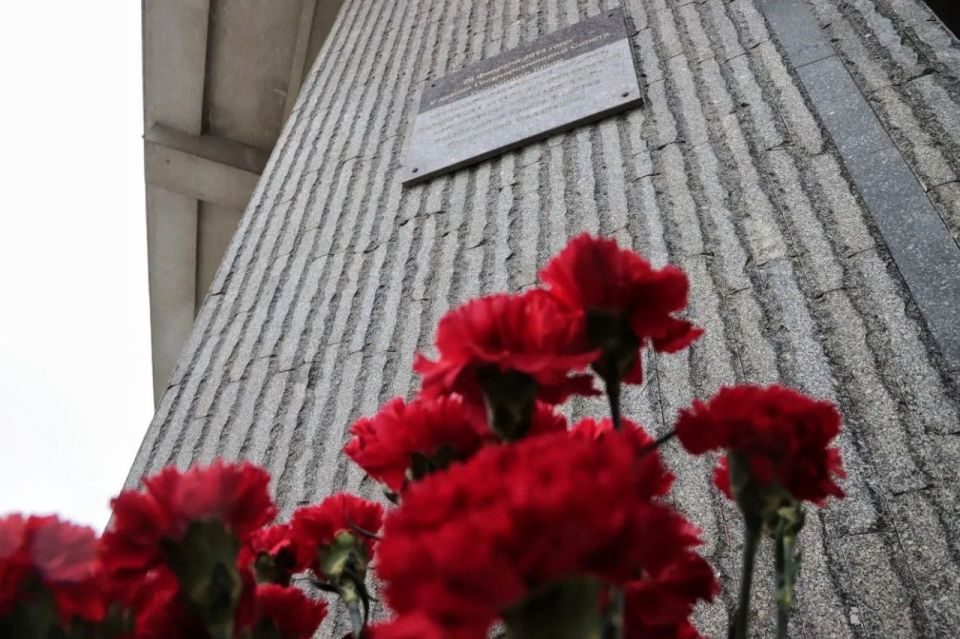 � ����������� ������� ������ �������� � ���� ��������� � ����� ��� ��������� ���������� ����