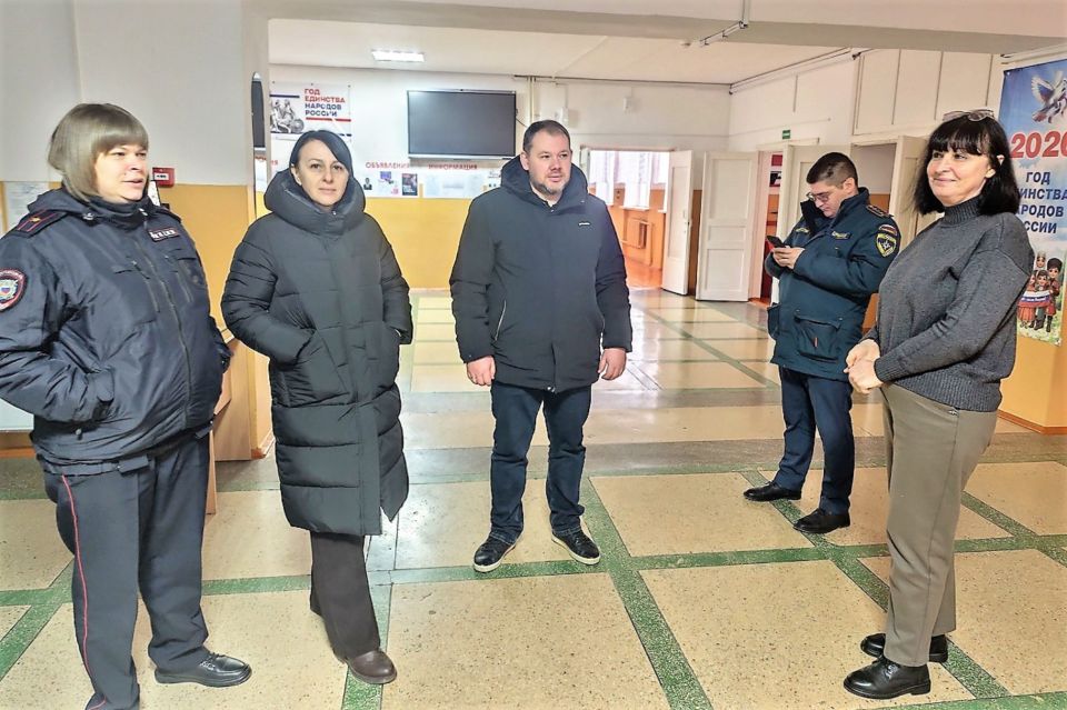 ����������� ������������� ������� � ������������, ����������, �����������, ����������, ���������� � ������������ �������� ����������