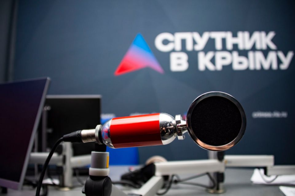 Ждем вас в эфире!. Как всегда стартуем в 7.00! Сегодня в эфире радио "Спутник в Крыму" обсудим: последствия военной операции США и Израиля против Ирана спортивные события выходных какую помощь оказывают российским туристам...