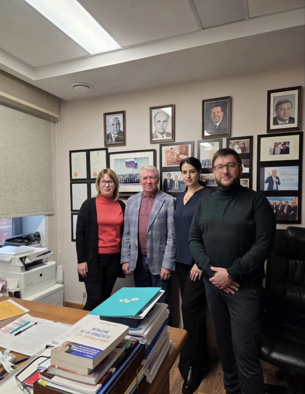 �������� ����� ������ �������� �� ����������� ���������� � �����������