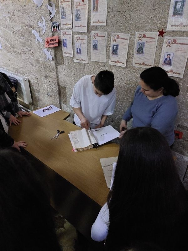 В Кировском архиве проходит выставка «Отвага, мужество и честь» В Кировском архиве проходит выставка «Отвага, мужество и честь»