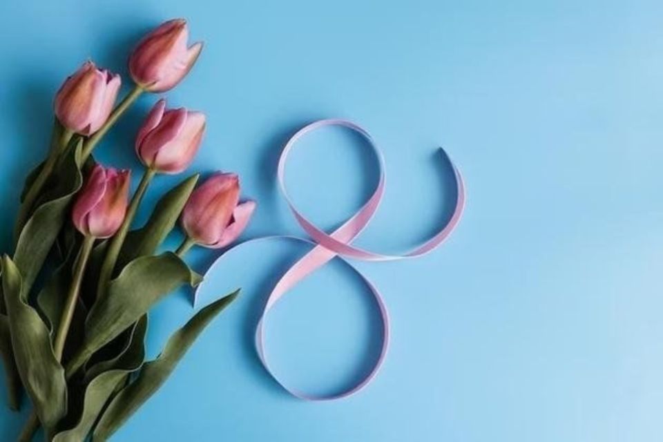 8 ����� � ������������� ������� ����