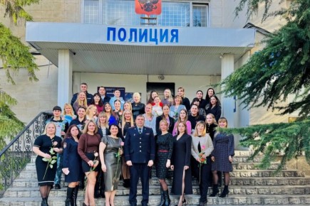 В ОМВД России по Бахчисарайскому району прошло мероприятие, посвященное Международному женскому дню.
