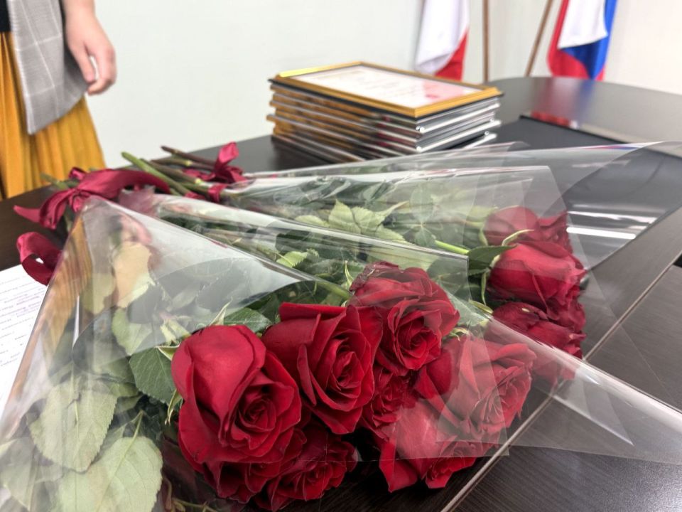 В преддверии Дня воссоединения Крыма с Россией на нашем предприятии состоялось торжественное награждение сотрудников