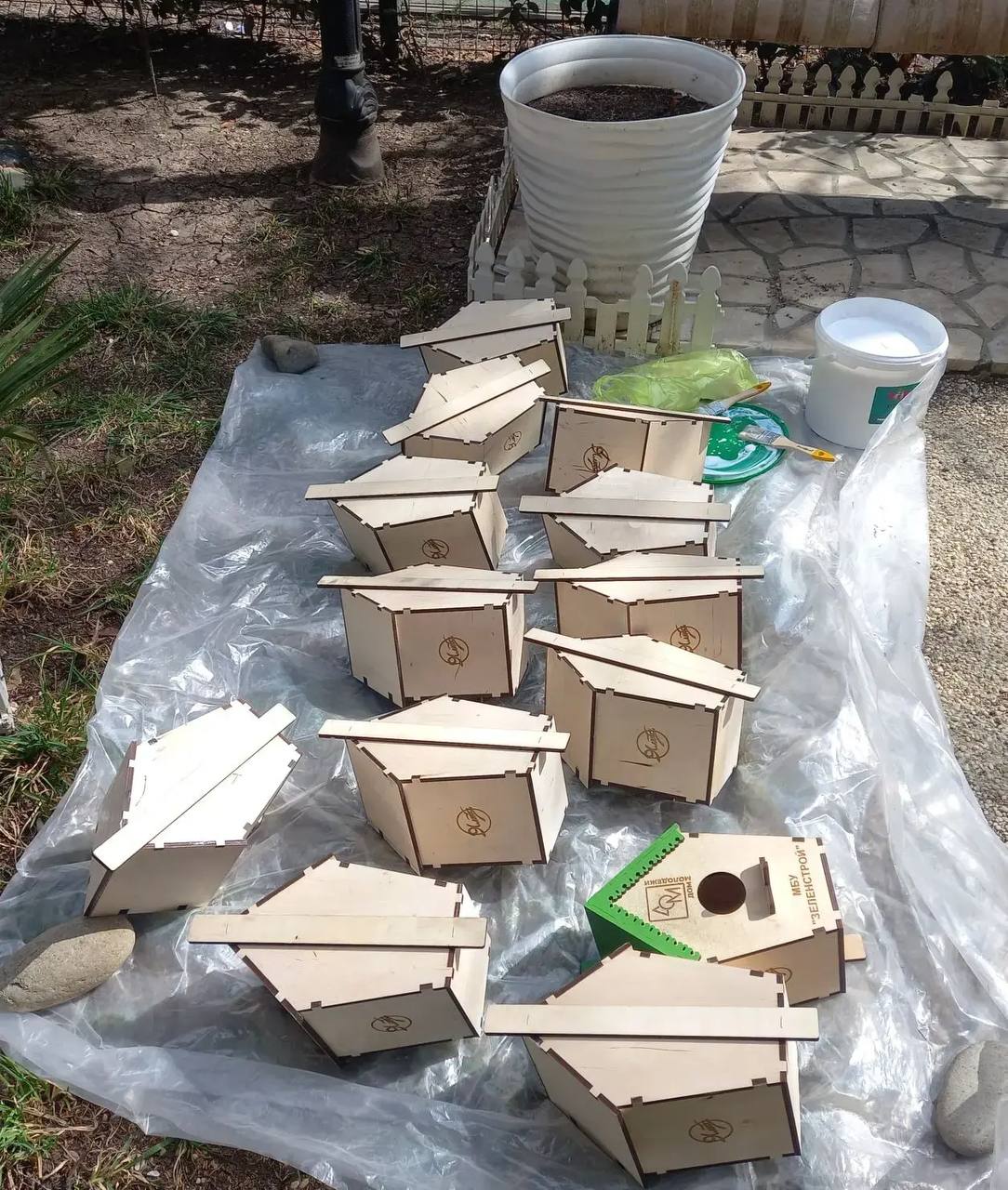 Янина Павленко: Еще один чудесный эко-проект стартовал в Ялте – «Птичкин ДОМ» Инициатива Южного зонального центра «Дома Молодёжи» реализуется при поддержке нашего «Зеленстроя» Янина Павленко: Еще один чудесный эко-проект стартовал в Ялте – «Птичкин ДОМ» Инициатива Южного зонального центра «Дома Молодёжи» реализуется при поддержке нашего «Зеленстроя»