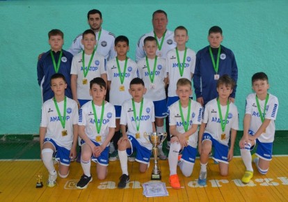 Василий Грабован: 21 марта завершился открытый чемпионат Красногвардейского района по футзалу среди юношей 2013-2014г.р. В чемпионате приняли участие 8 команд, которые в двухкруговом противостоянии разыграли призовые места