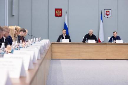 Сергей Аксёнов поручил главам администраций муниципалитетов усилить работу с обращениями граждан