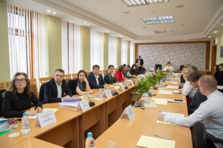 Итоги работы Министерства спорта за 2025 год обсудили на заседании профильного Комитета