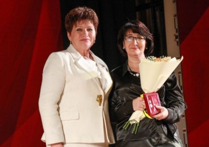 Алла Пономаренко поздравила работников культуры и театрального искусства Крыма с профессиональными праздниками