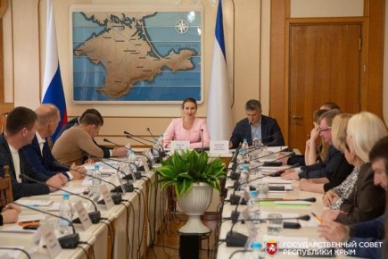 Внедрение системы наставничества в сфере здравоохранения Крыма обсудили на заседании профильного Комитета
