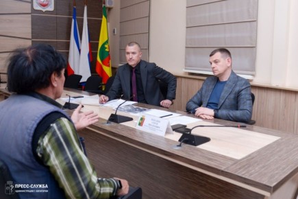 Заместители главы администрации провели приемы граждан