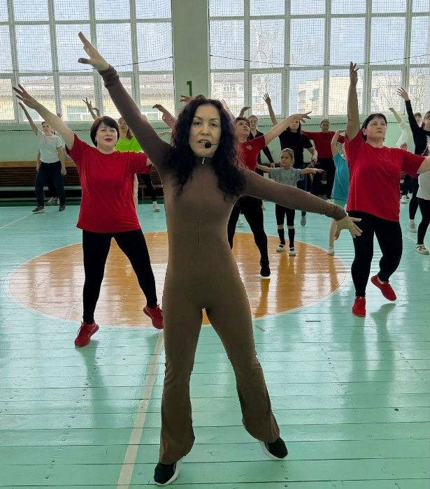 Танцевальная тренировка выходного дня в рамках проекта #ТанцуйСоМной в Советском районе Танцевальная тренировка выходного дня в рамках проекта #ТанцуйСоМной в Советском районе