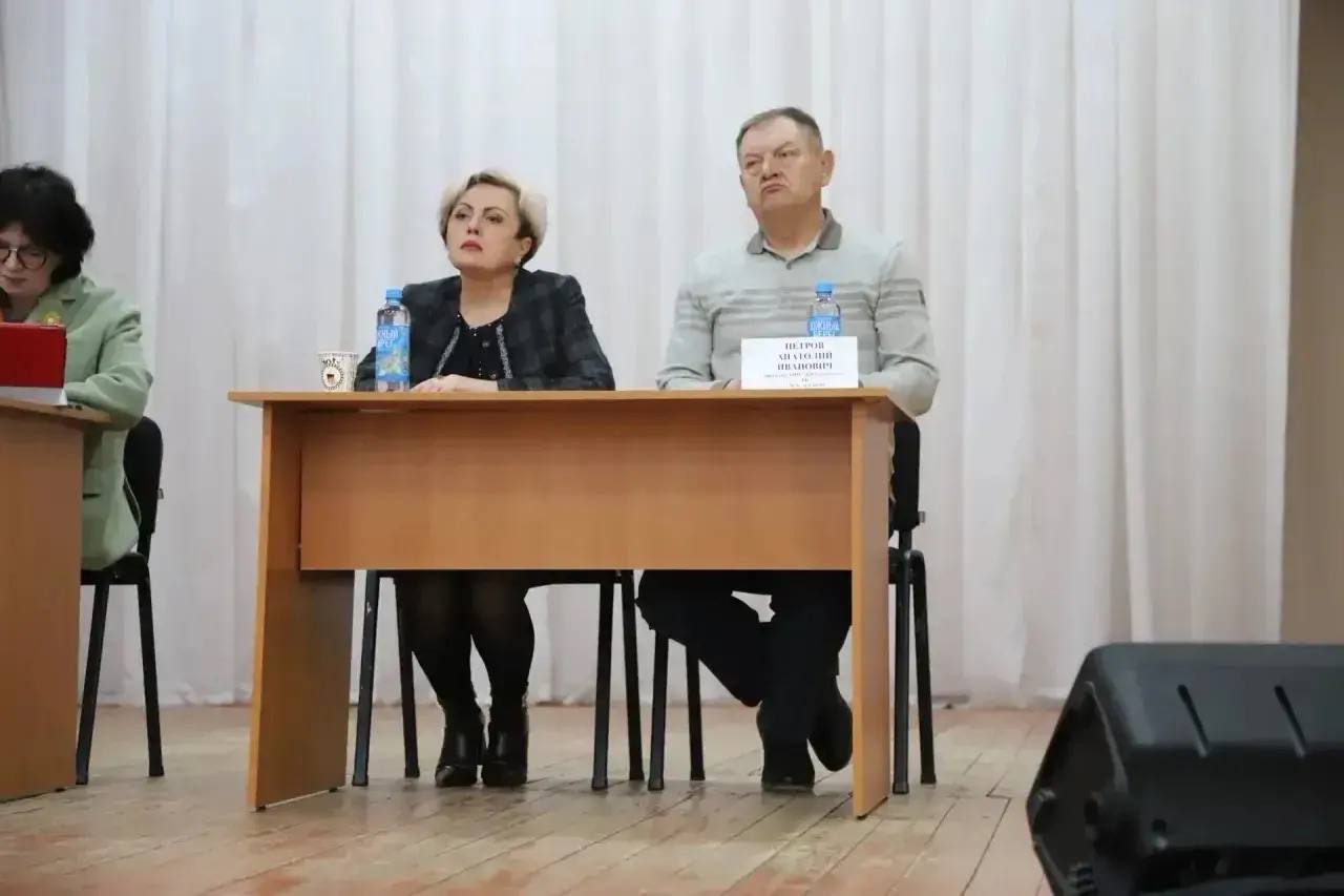 Ольга Урайкина: В Вилинском доме культуры прошла встреча с депутатом Государственного совета Республики Крым Ольгой Виноградовой, на которой жители многоквартирных домов обсудили актуальные вопросы с управляющей компанией и... Ольга Урайкина: В Вилинском доме культуры прошла встреча с депутатом Государственного совета Республики Крым Ольгой Виноградовой, на которой жители многоквартирных домов обсудили актуальные вопросы с управляющей компанией и...