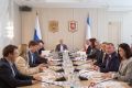 В Госсовете Крыма рассмотрели законодательные инициативы ДНР, ЛНР, Запорожской и Херсонской областей