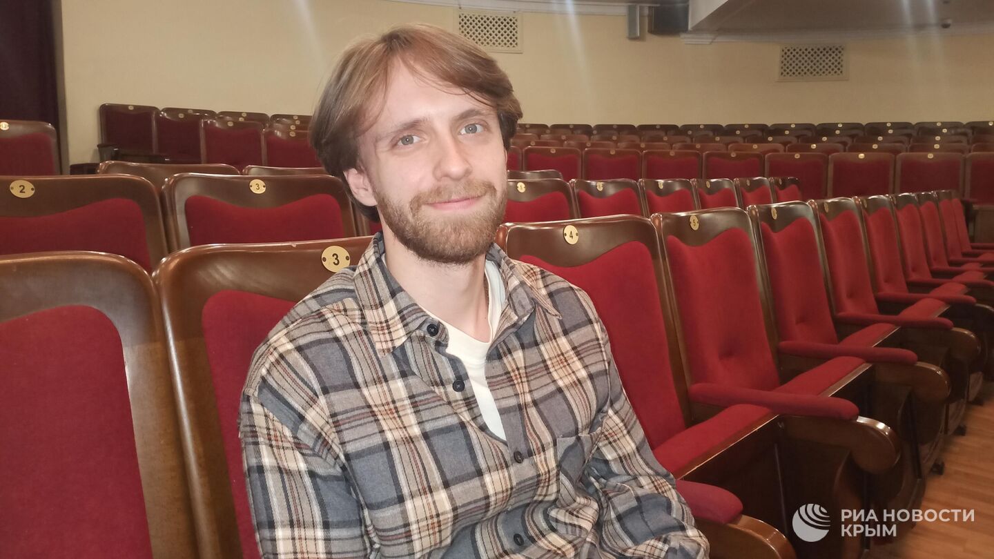 Главная роль – одна: откровения артистов из Севастополя ко Дню театра Главная роль – одна: откровения артистов из Севастополя ко Дню театра