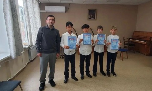 Юные дарования из Черноморского района успешно выступили на зональном этапе конкурса «Юный виртуоз»