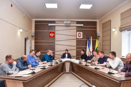 В Евпатории прошло еженедельное совещание