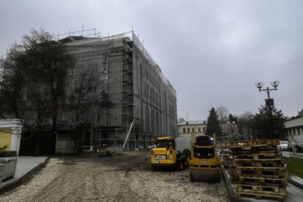 ����� �������� ��������� ����� � �����������, �������������� ���������� � ��������� � ������� ���������� � �����