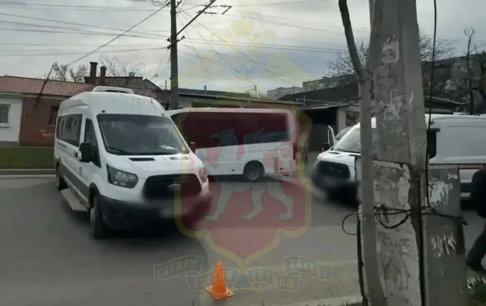 Три пассажира автобуса пострадали в ДТП в Симферополе
