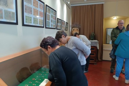 � ������ ����� ��������� �������� ������ � ������