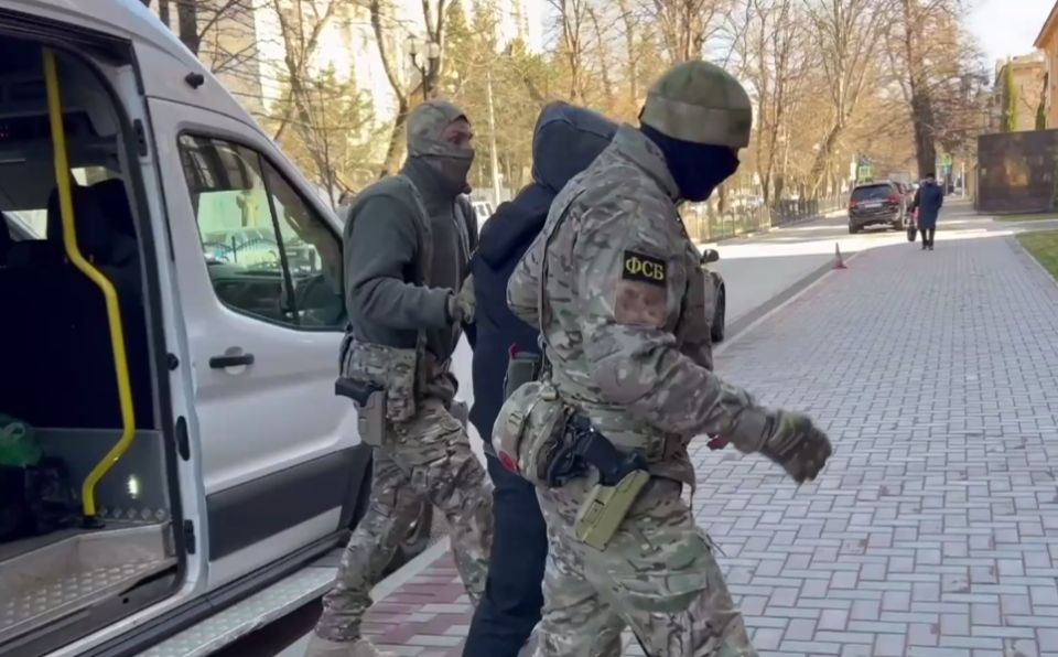 ���� ��������������� ���������� ������� �� ��������� � ����������