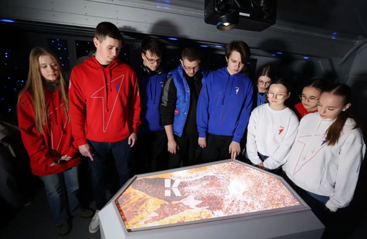 Мобильные парки «Россия – Моя история» проведут программу ко Дню космонавтики в «Артеке» и Симферополе