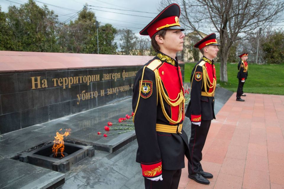 � ����� ��� ����� ��������� ����� ������� ����� ������ ��������� � ���� � 1