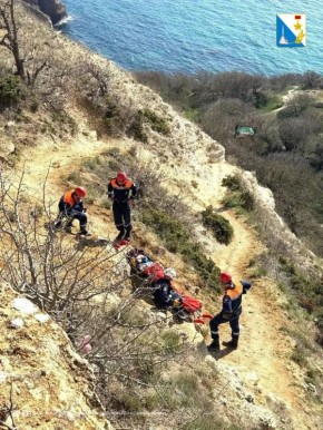 Спасатели эвакуировали пострадавшего на Фиоленте