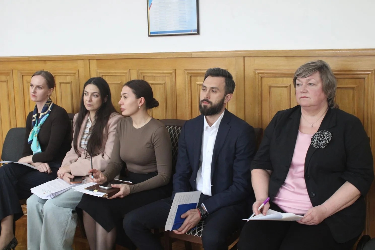 В Симферопольском районном совете состоялись заседания президиума и постоянных комиссий В Симферопольском районном совете состоялись заседания президиума и постоянных комиссий