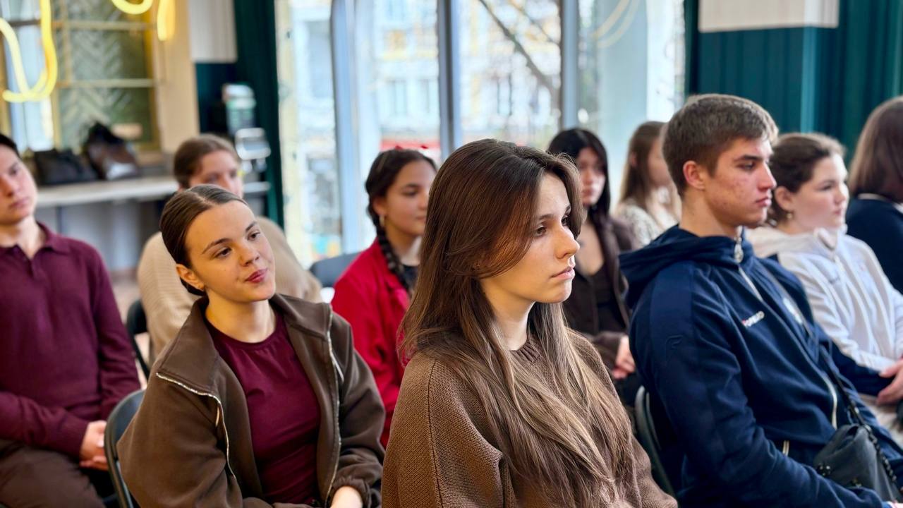 Алексей Зинченко: Сейчас Министерство финансов Республики Крым проводит конкурс проектов студенческого инициативного бюджетирования «Студенческая инициатива Крыма» Алексей Зинченко: Сейчас Министерство финансов Республики Крым проводит конкурс проектов студенческого инициативного бюджетирования «Студенческая инициатива Крыма»