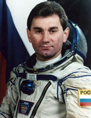 В архивном отделе Сакского района представлена выставка, посвященная Дню космонавтики В архивном отделе Сакского района представлена выставка, посвященная Дню космонавтики