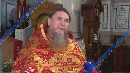 Существует такое предание, когда благодатный огонь не сойдёт – закончится история мира