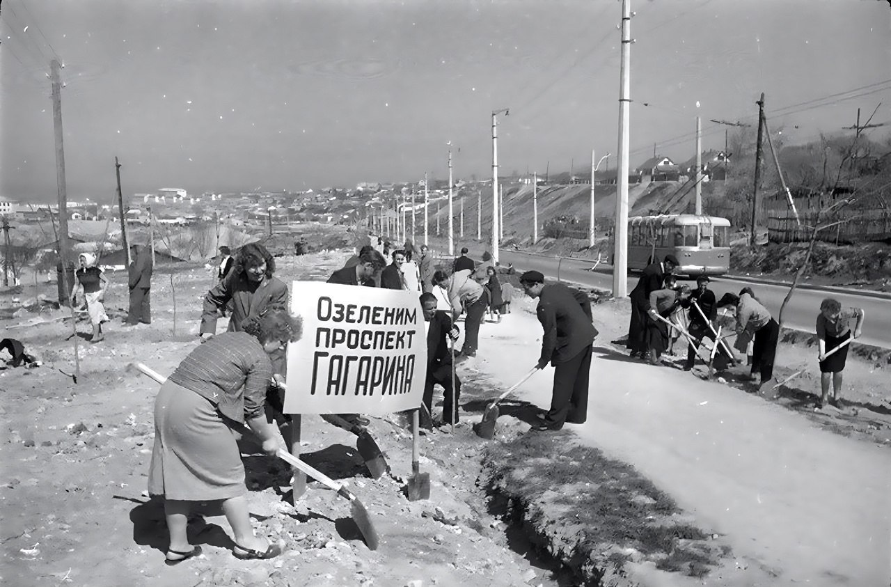 Екатерина Алтабаева: 12 апреля в России отмечают День космонавтики! 65 лет назад ракета «Восток» с одноимённым космическим кораблём стартовала с Байконура Екатерина Алтабаева: 12 апреля в России отмечают День космонавтики! 65 лет назад ракета «Восток» с одноимённым космическим кораблём стартовала с Байконура