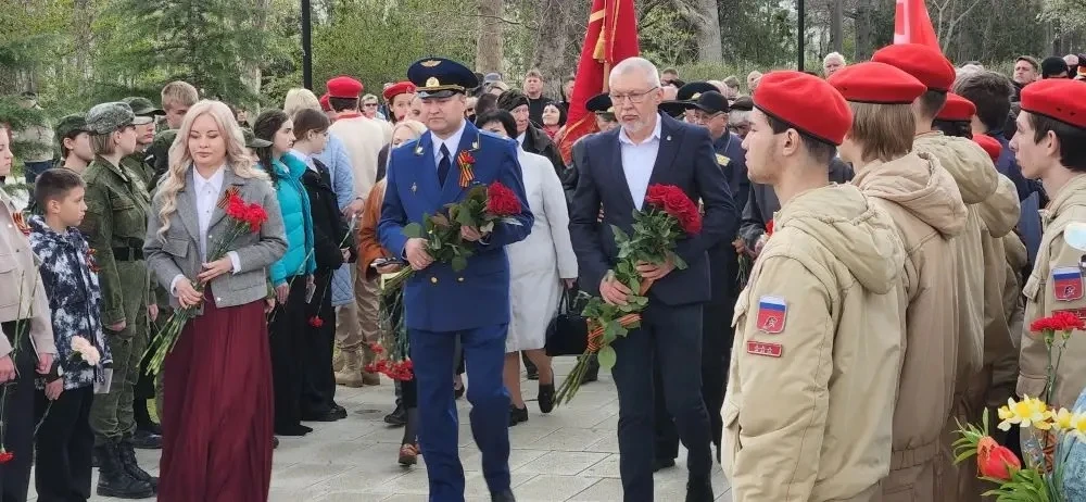 Сакский межрайонный прокурор Александр Марчуков принял участие в торжественном мероприятии - праздновании 82-й годовщины освобождения города от немецко-фашистских захватчиков