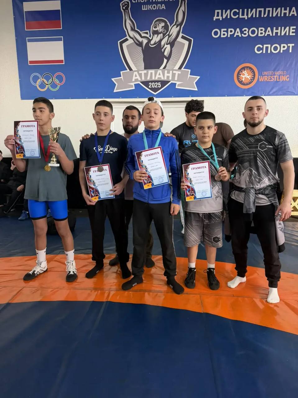 Дмитрий Чумаков: В Бахчисарае состоялся турнир на призы спортивной школы «Атлант» по греко-римской борьбе! Дмитрий Чумаков: В Бахчисарае состоялся турнир на призы спортивной школы «Атлант» по греко-римской борьбе!