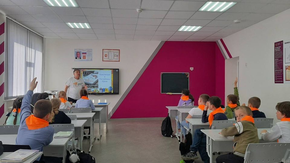 В Джанкойском районе прошли мероприятия, приуроченные ко Дню Республики Крым В Джанкойском районе прошли мероприятия, приуроченные ко Дню Республики Крым