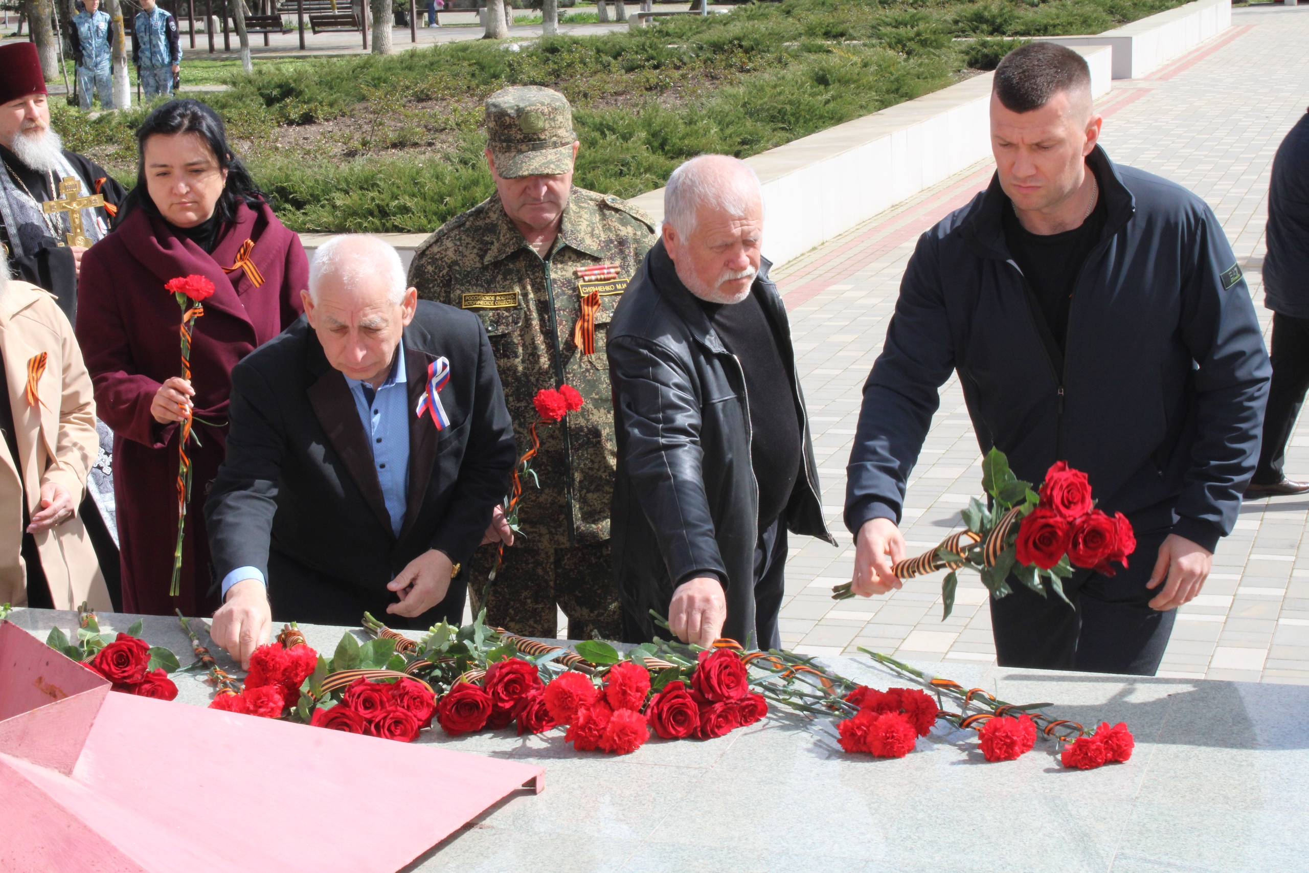 12 апреля - День освобождения района от немецко-фашистских захватчиков 12 апреля - День освобождения района от немецко-фашистских захватчиков