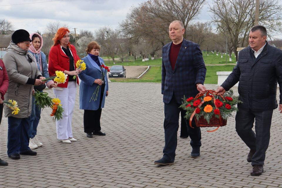 13 ������ - ���� ������� ������������ �������� ������ �� �������-���������� �����������