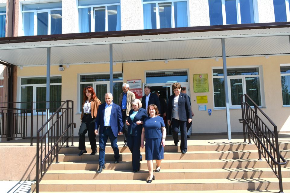 С рабочим визитом Первомайский район посетил Председатель Государственного Совета Республики Крым С рабочим визитом Первомайский район посетил Председатель Государственного Совета Республики Крым