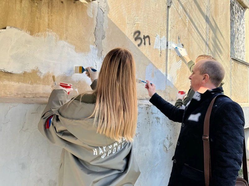 В Севастополе закрашено свыше 250 надписей о продаже запрещенных веществ В Севастополе закрашено свыше 250 надписей о продаже запрещенных веществ